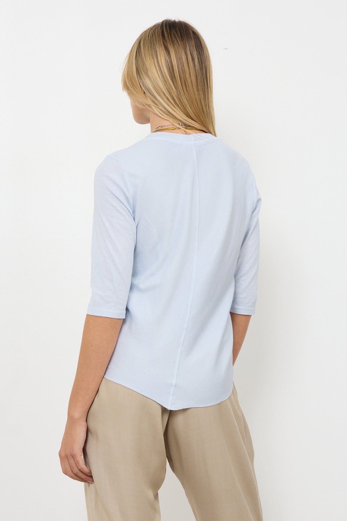 SANTA MONICA MITERED BK ELBOW LENGTH TEE