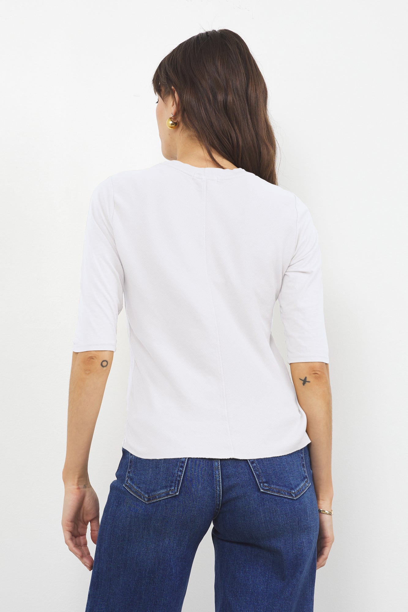 SANTA MONICA MITERED BK ELBOW LENGTH TEE