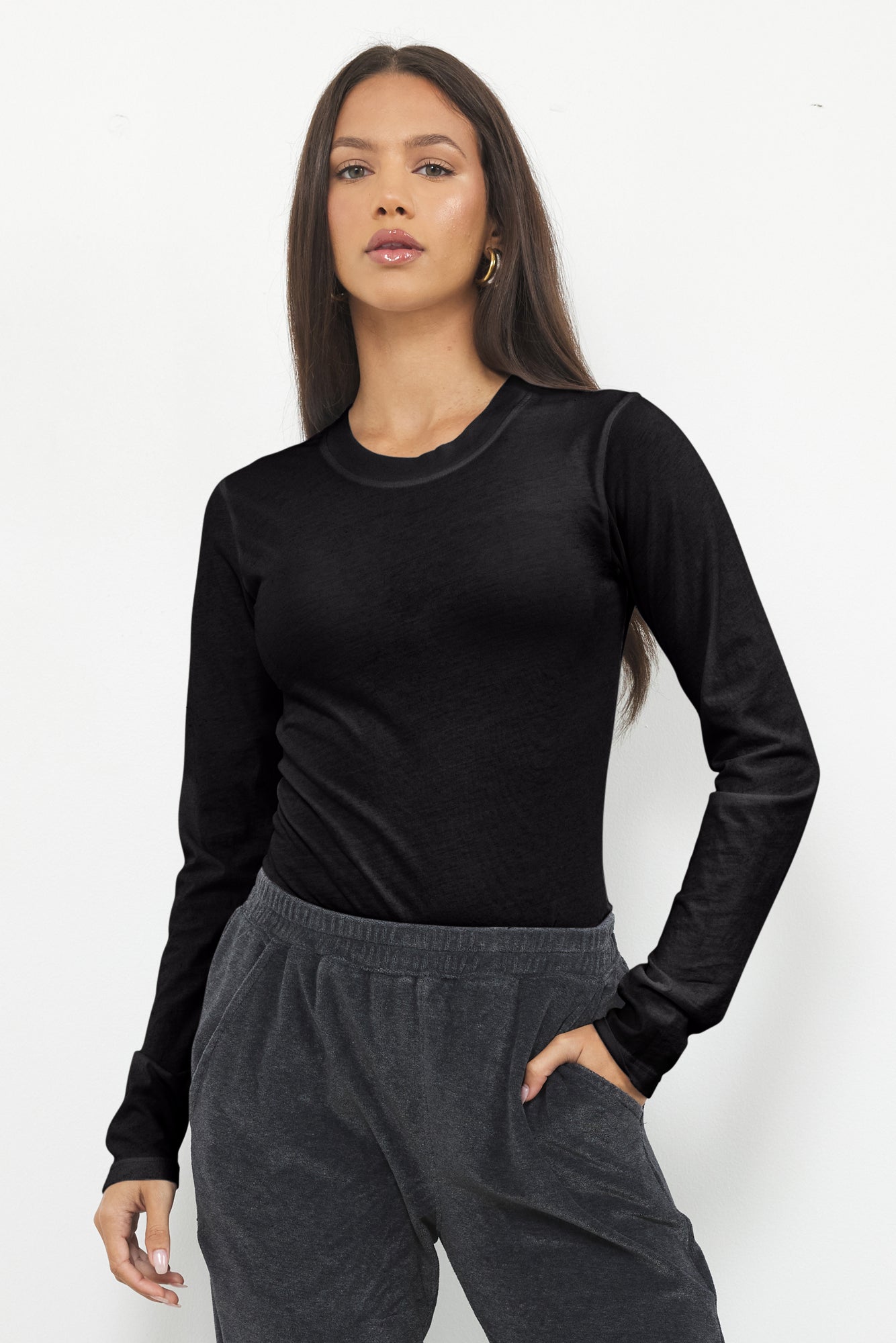 BASIC STANDARD LONG SLEEVE TEE