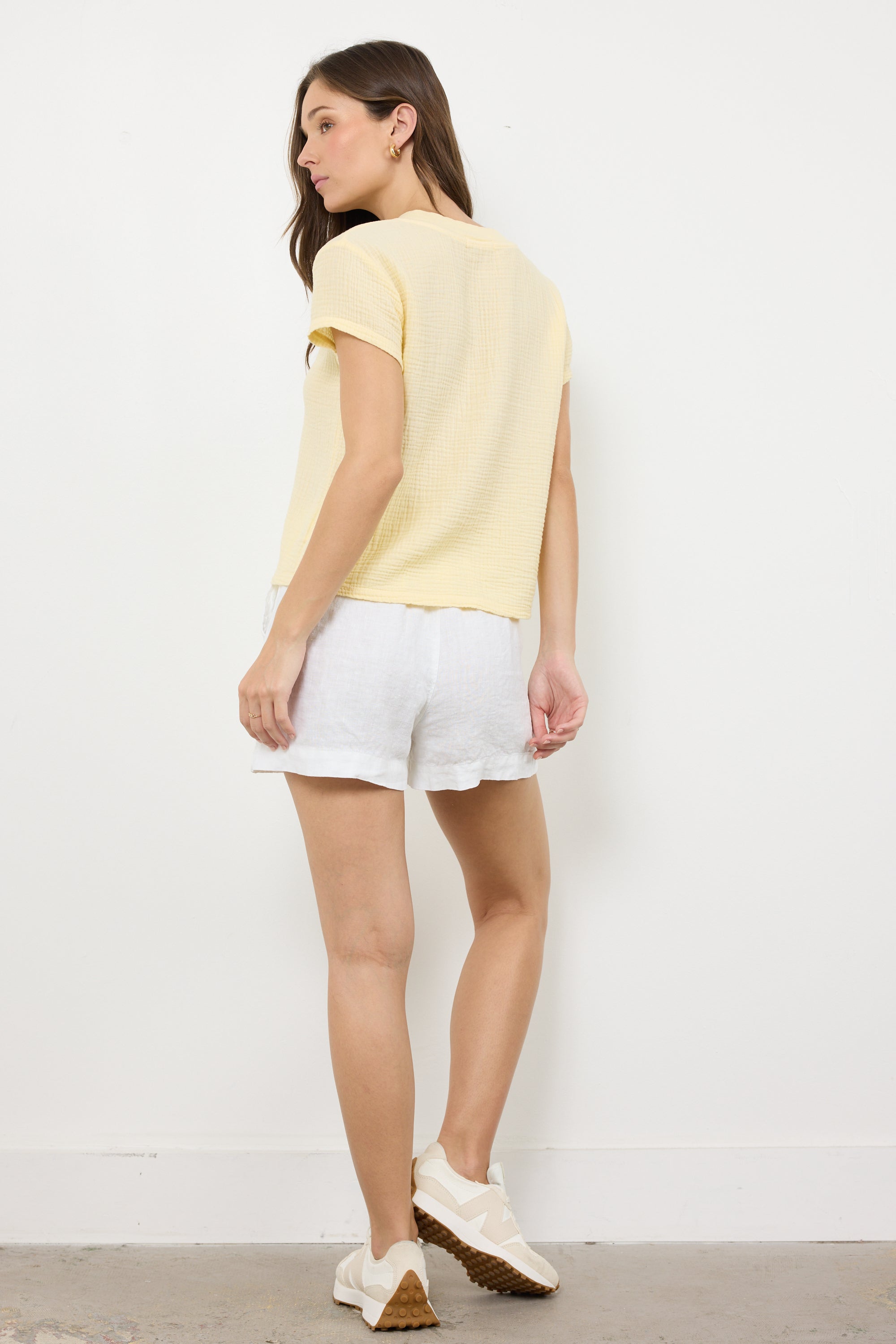 SURI DEEP V GAUZE TEE
