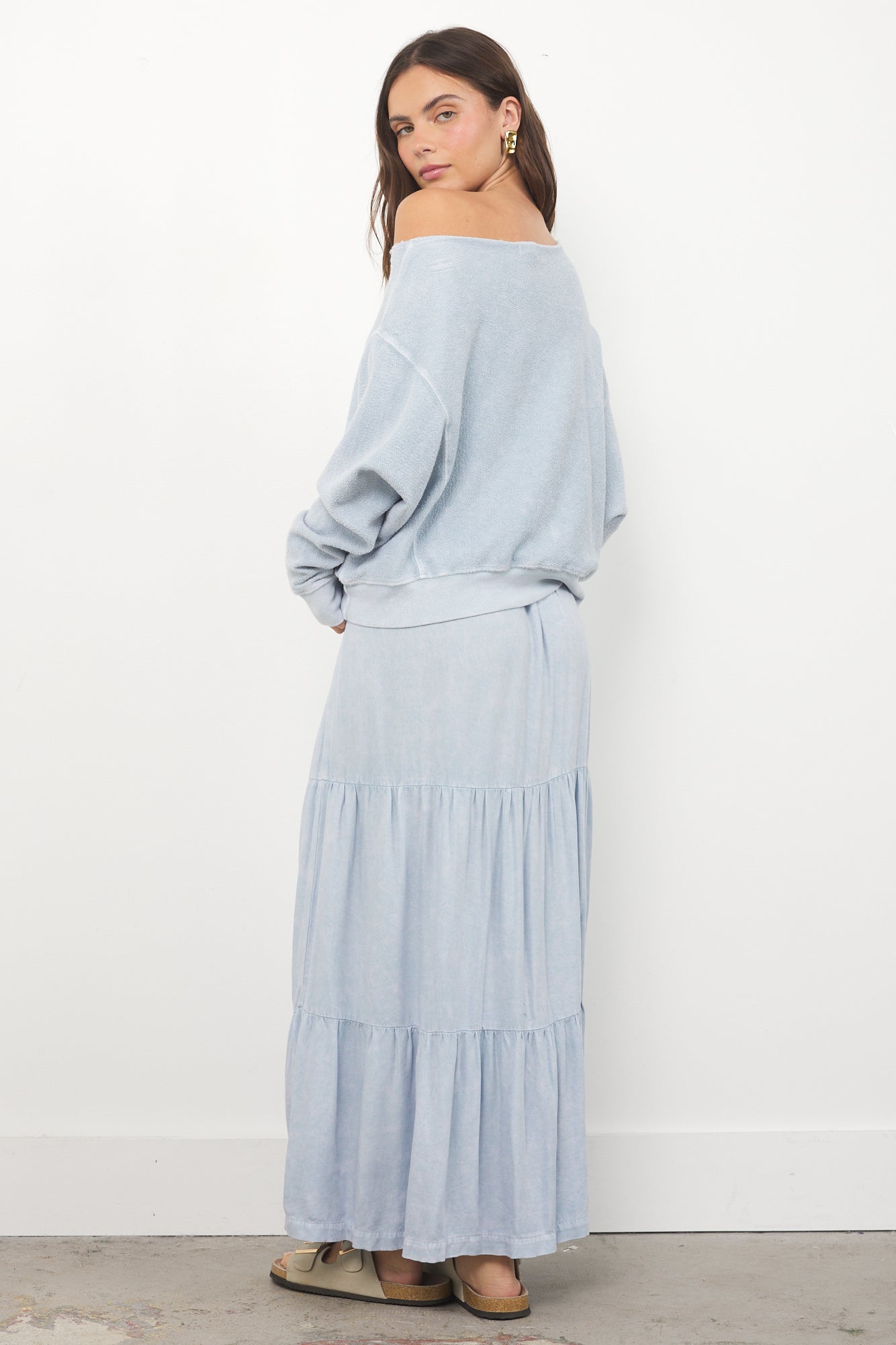 MAGGIE OFF SHOULDER PULLOVER