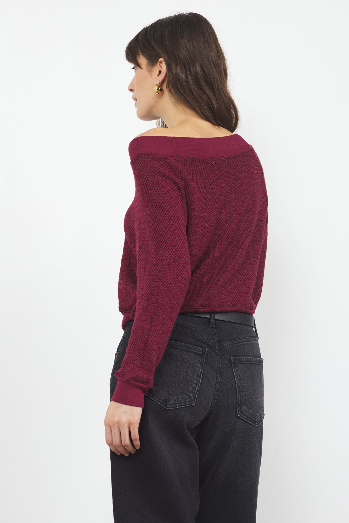 CAROL OFF SHOULDER PULLOVER