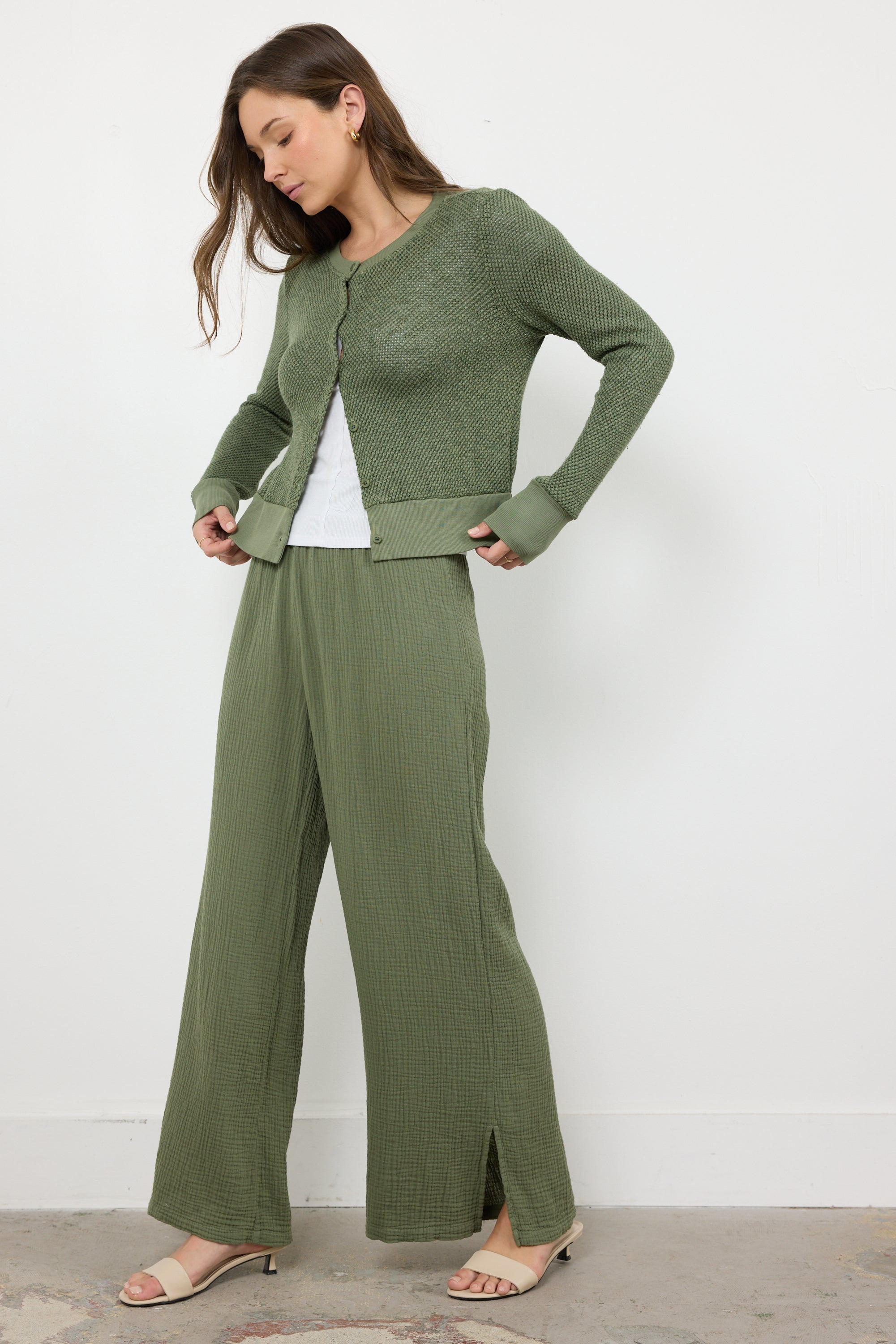 BREEZY GAUZE PANT WITH SIDE SLIT
