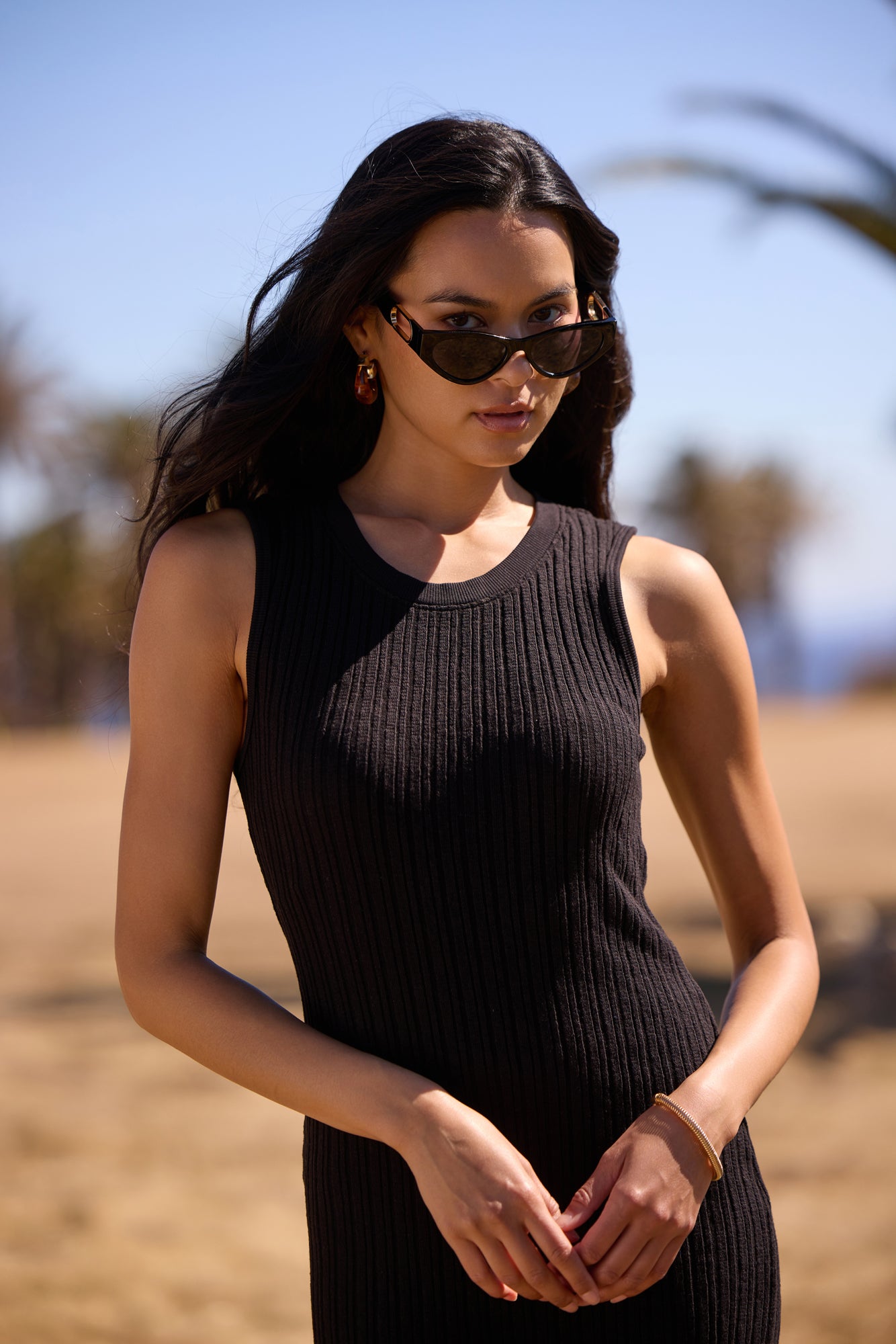 OUT OF TOWN VARIEGATED STRIPE OPEN SLIT DRESS