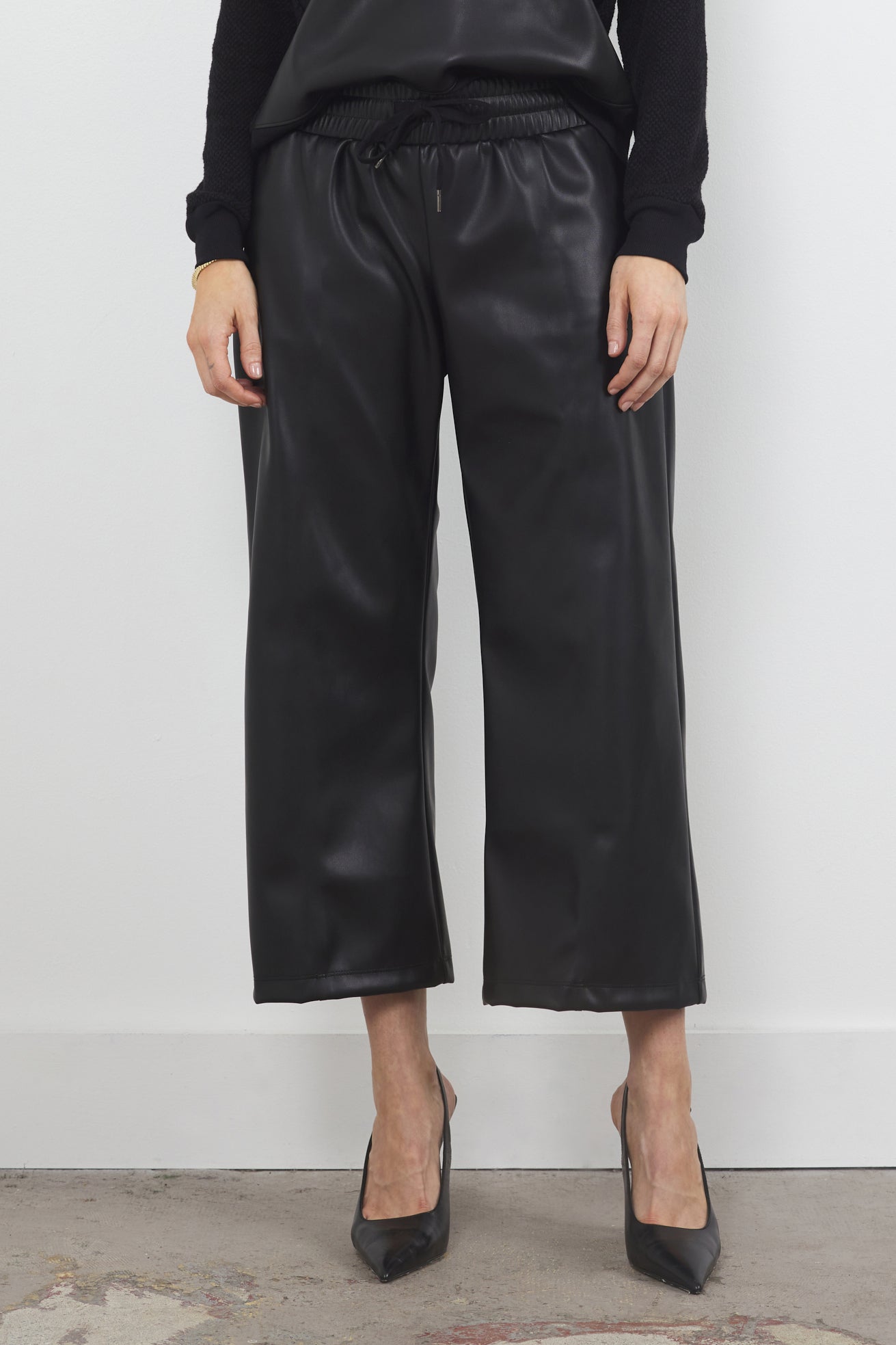 PORTIA VEGAN LEATHER CROPPED CULOTTE