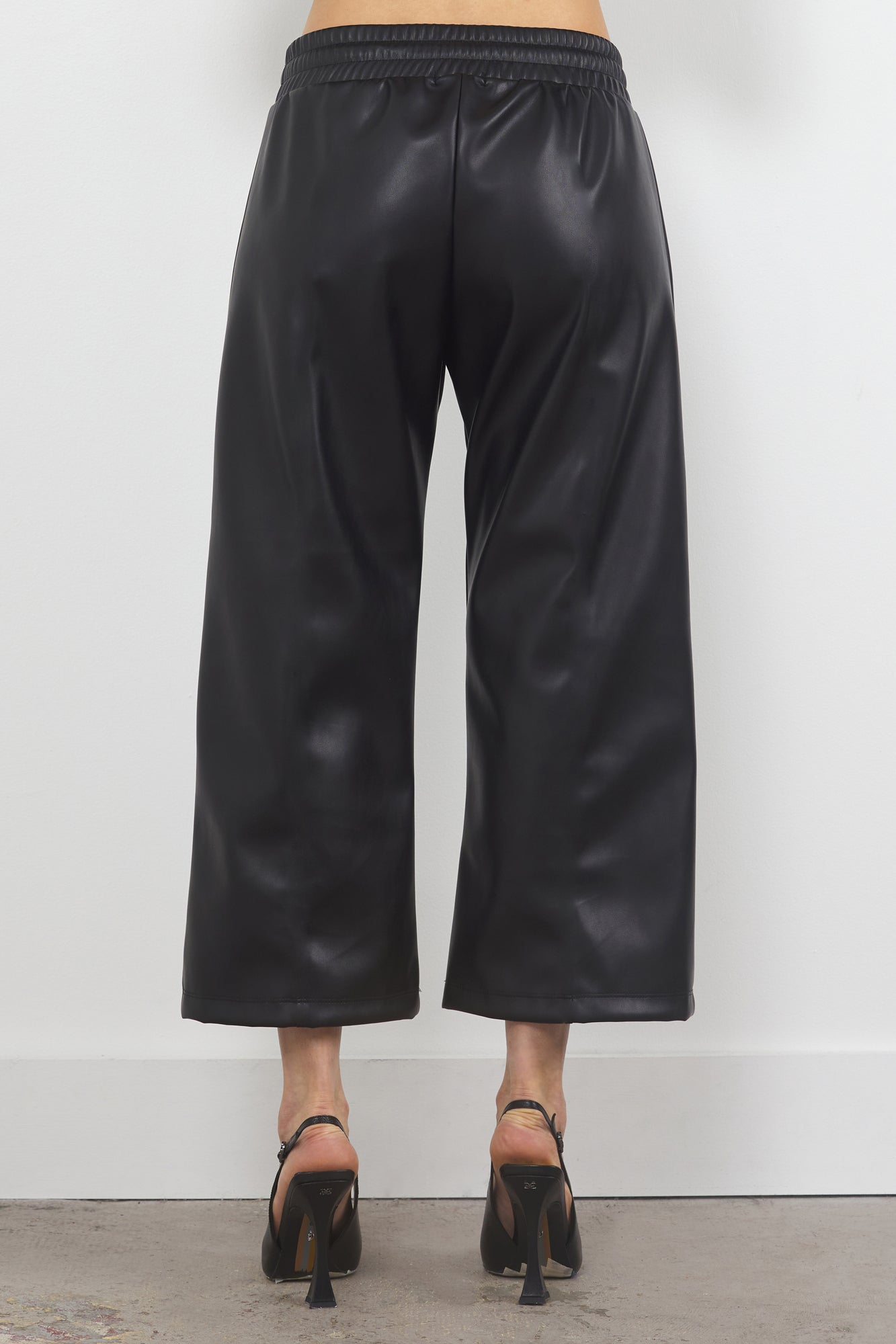 PORTIA VEGAN LEATHER CROPPED CULOTTE