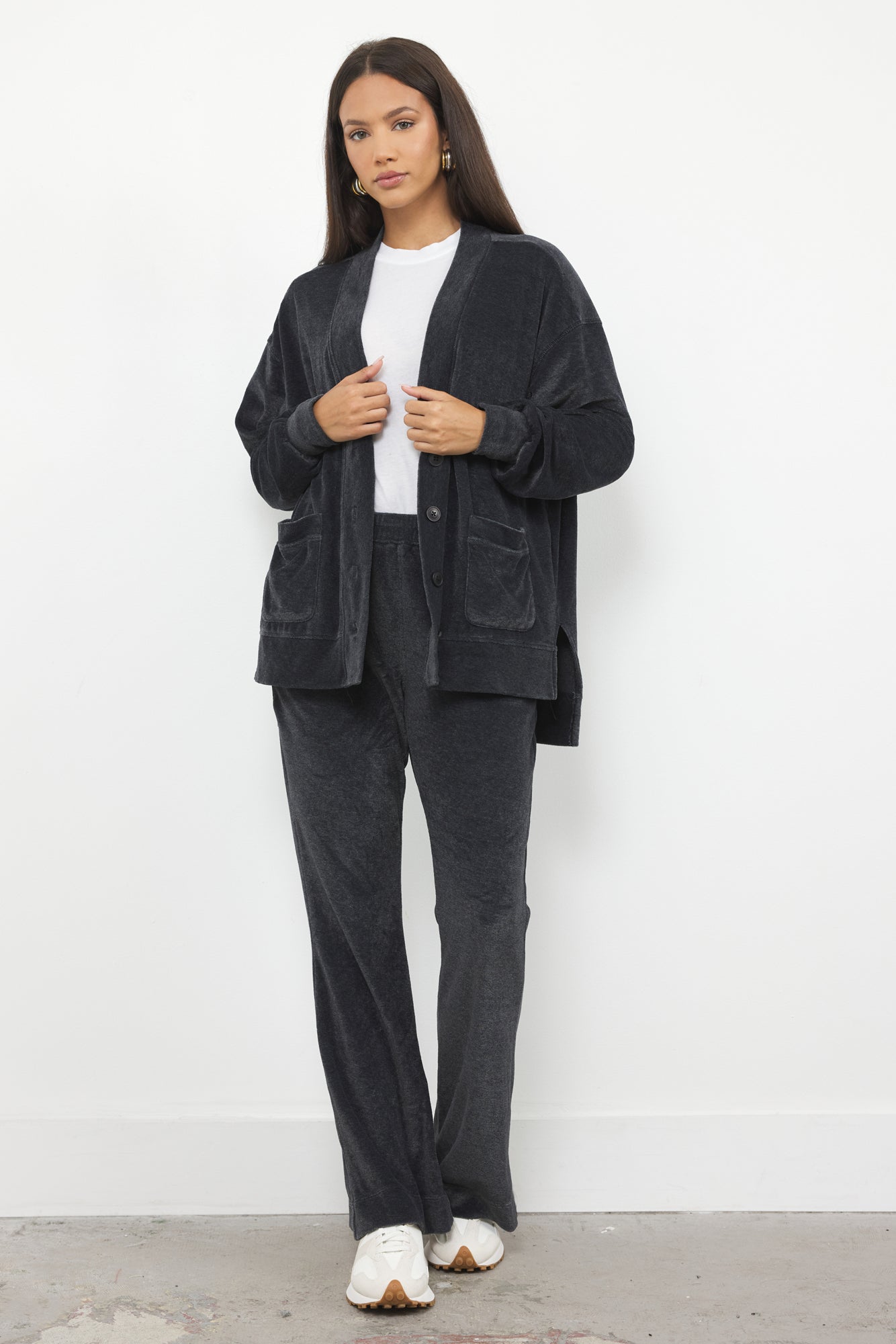 WEEKENDER VELOUR CARDI