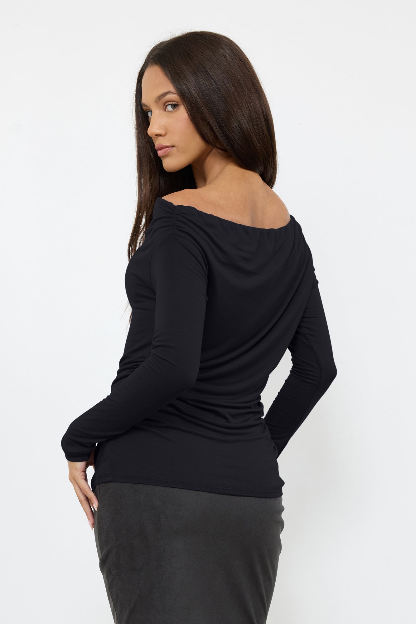 IVY OFF SHOULDER WITH SIDE SHIRRING