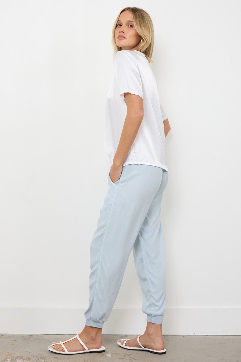 OCEAN SIDE SILKY TEE