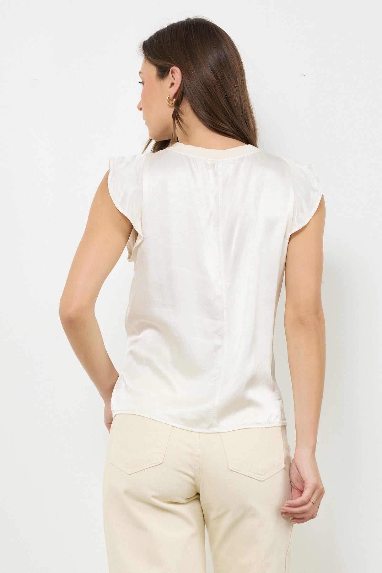 FINN CREW NECK SATIN TOP