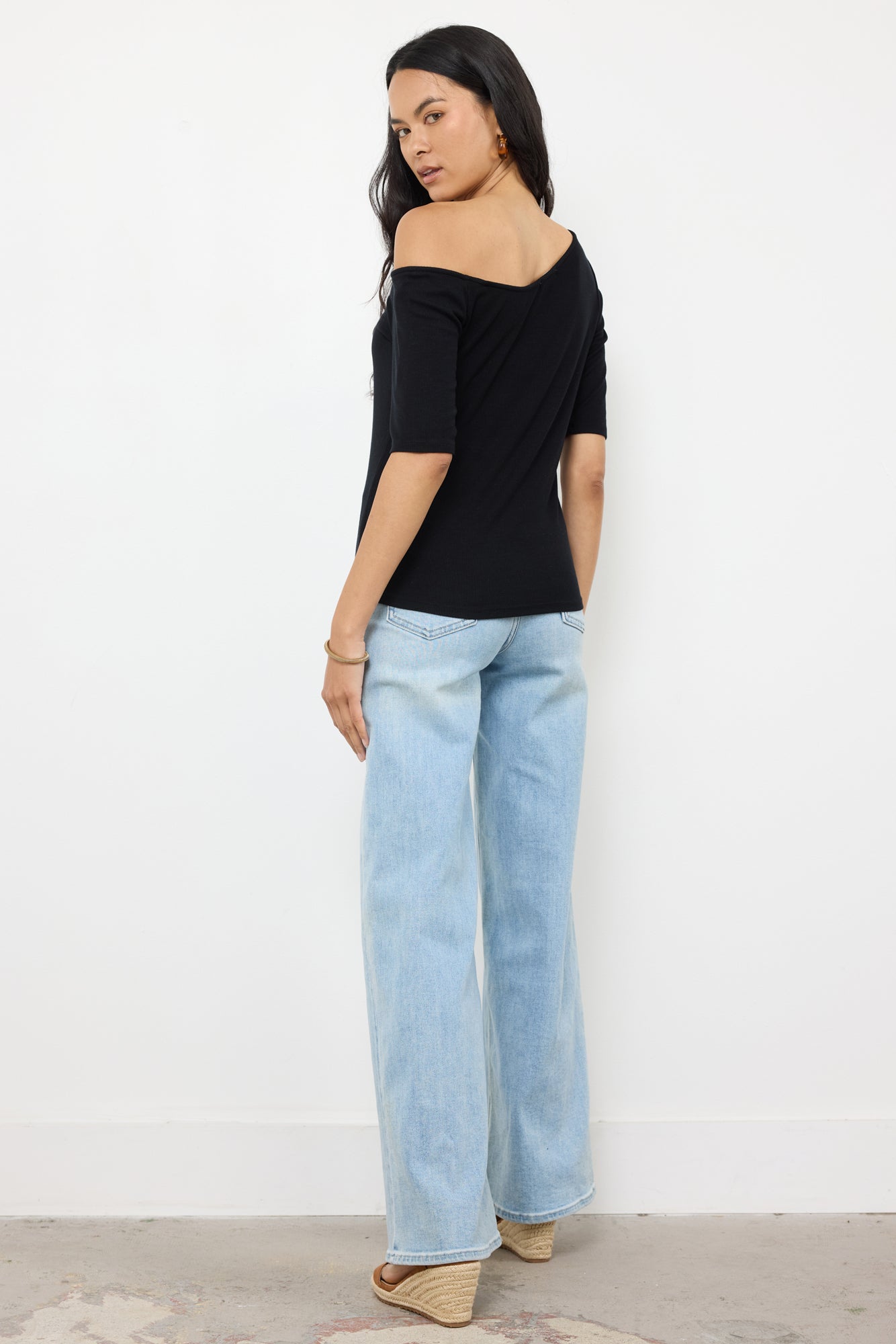 MIRA OFF SHOULDER TOP