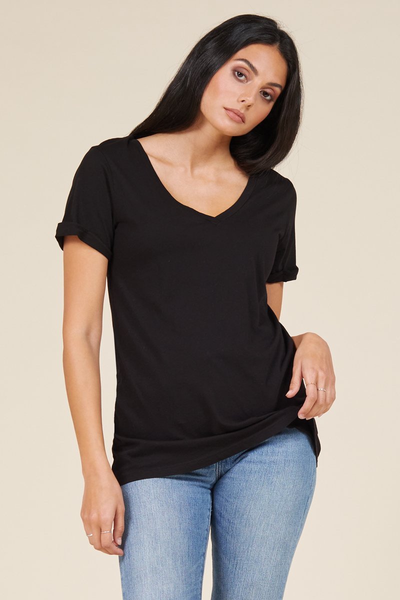 lightweight cotton v neck in black