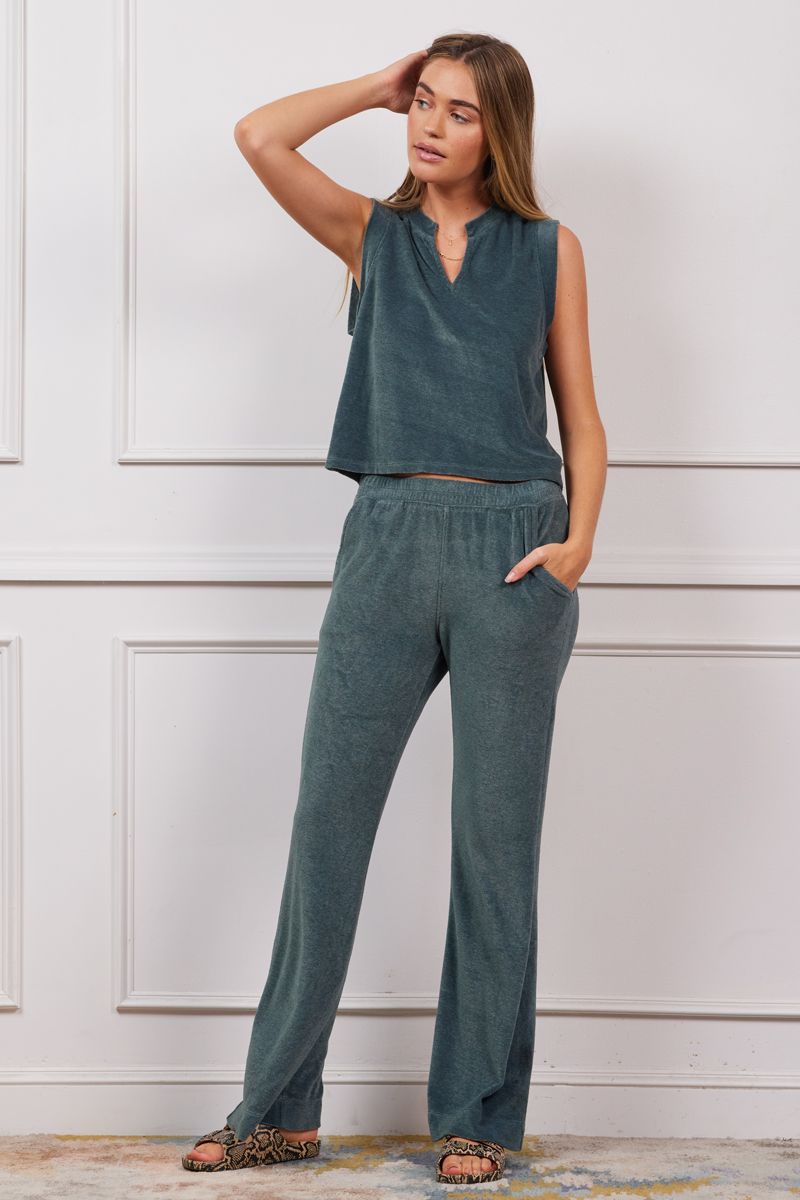 ORCHID SPLIT NECK VELOUR TANK