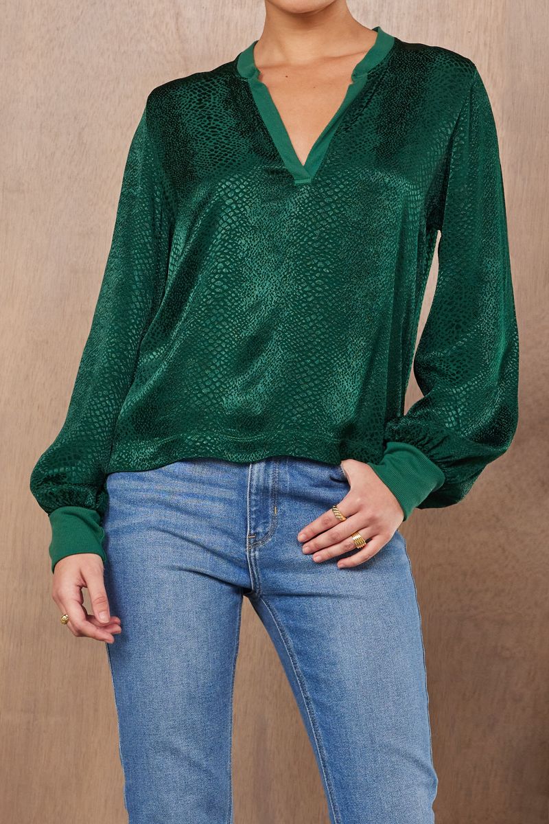 GWEN SNAKE PRINT TOP