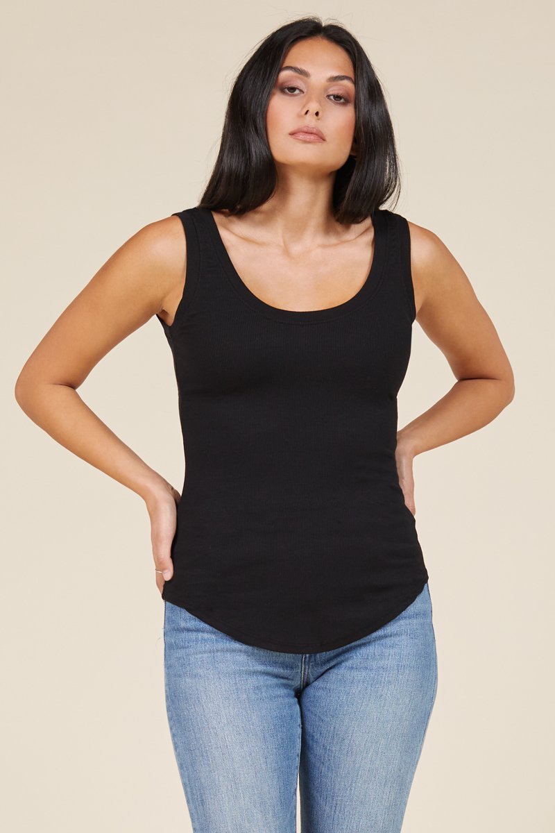 black ribbed scoop neck tank