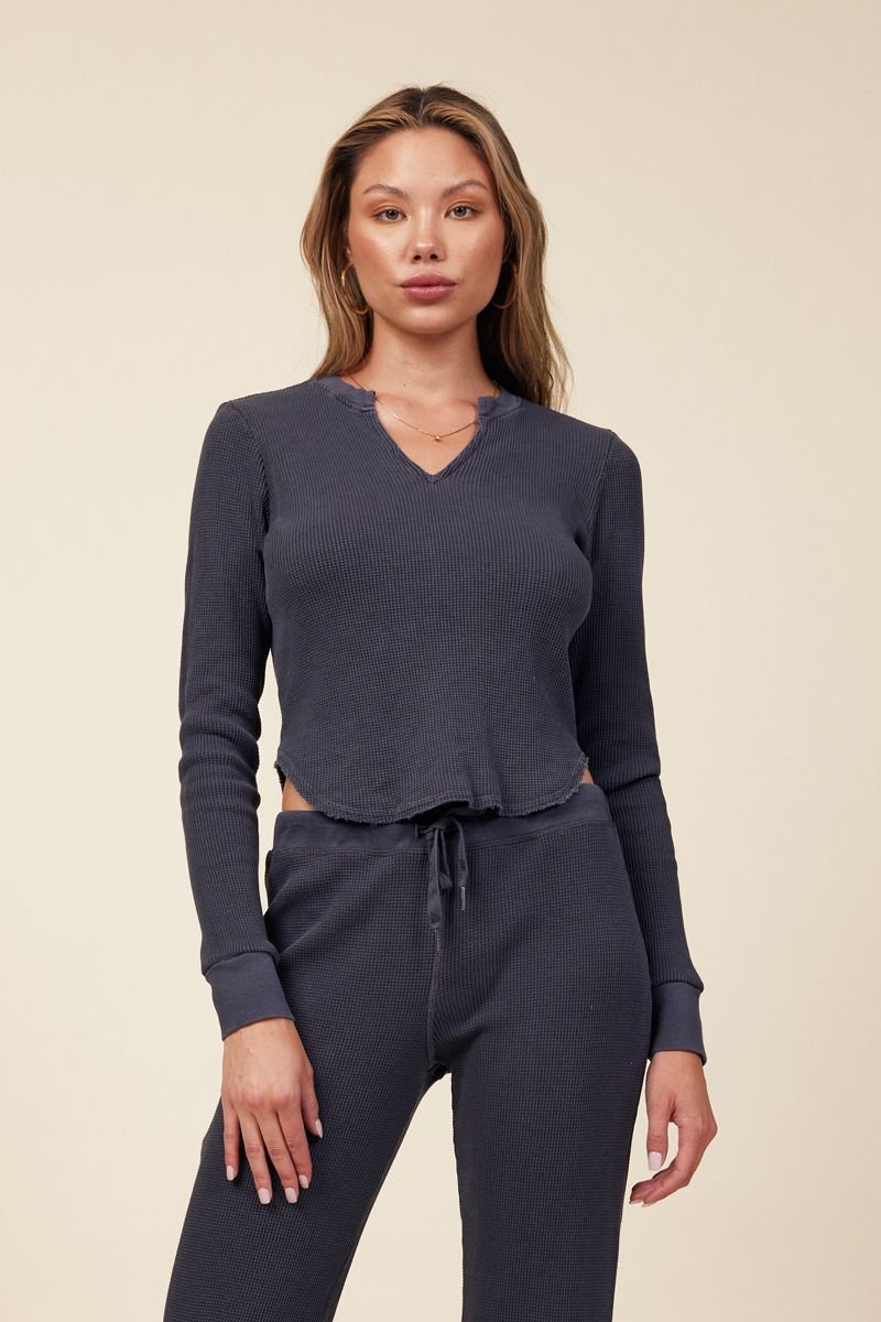 OVERLAND KEYHOLE TOP