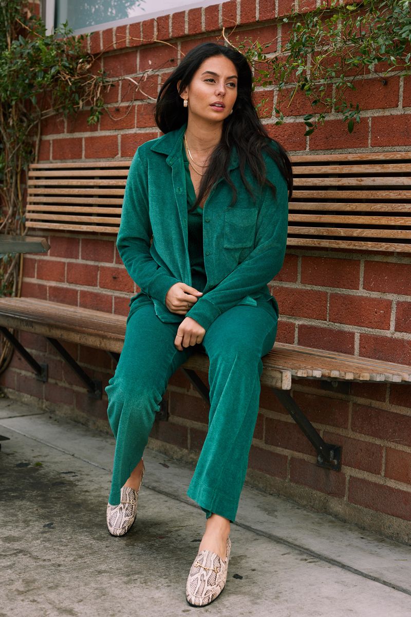 GENEVIEVE VELOUR BUTTON UP