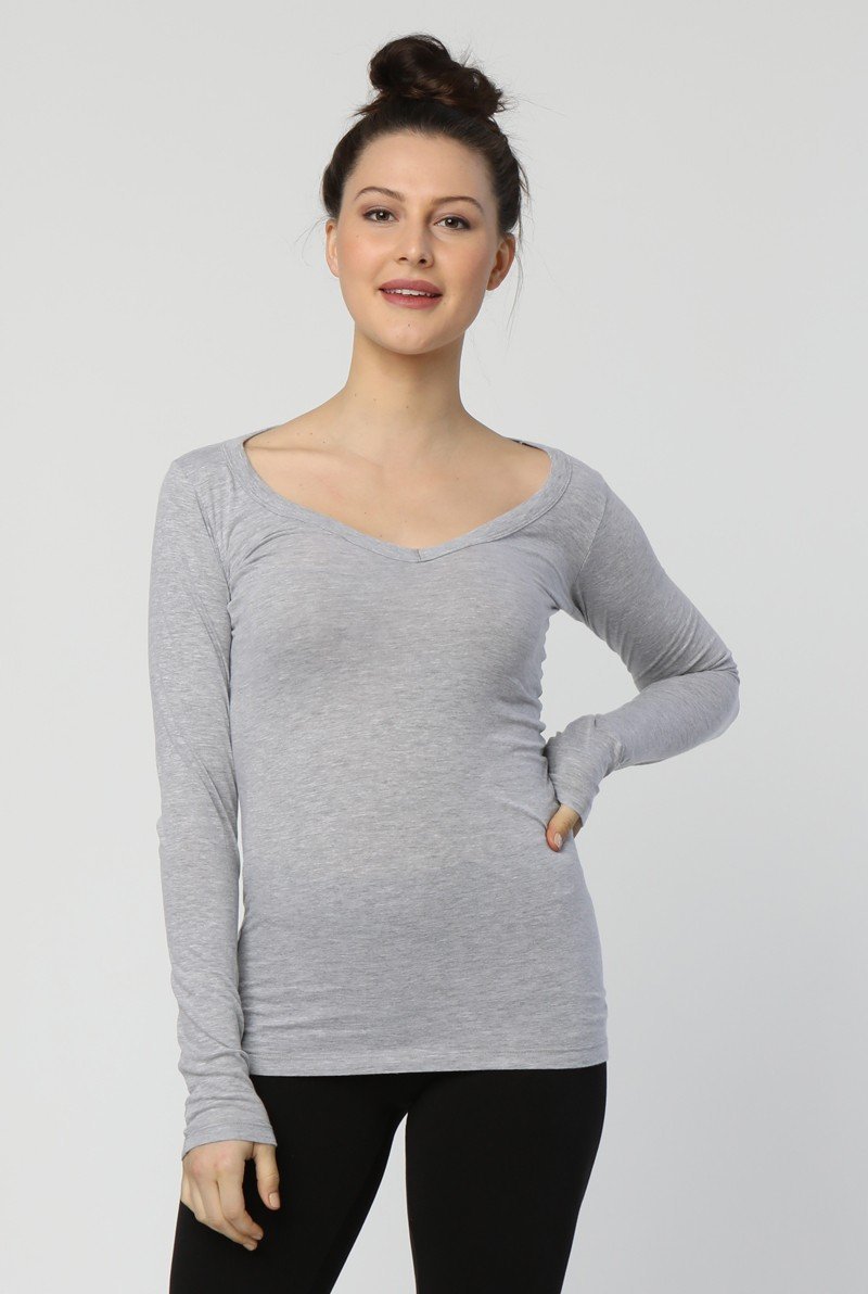 long sleeve v neck in heather gray