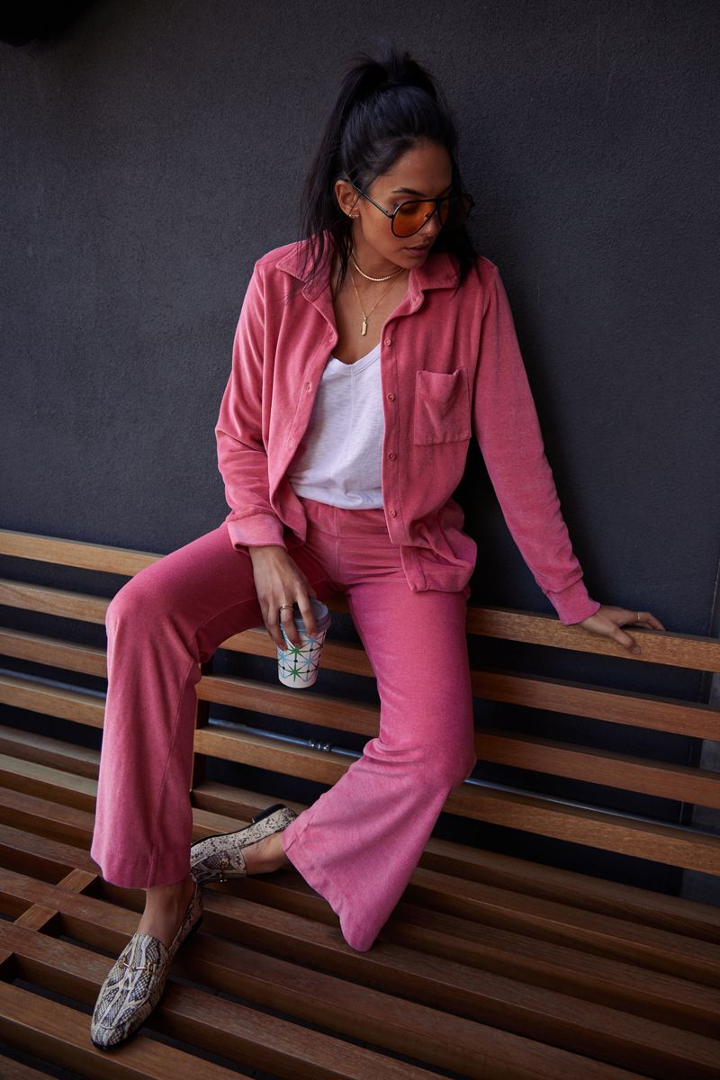 GENEVIEVE VELOUR BUTTON UP
