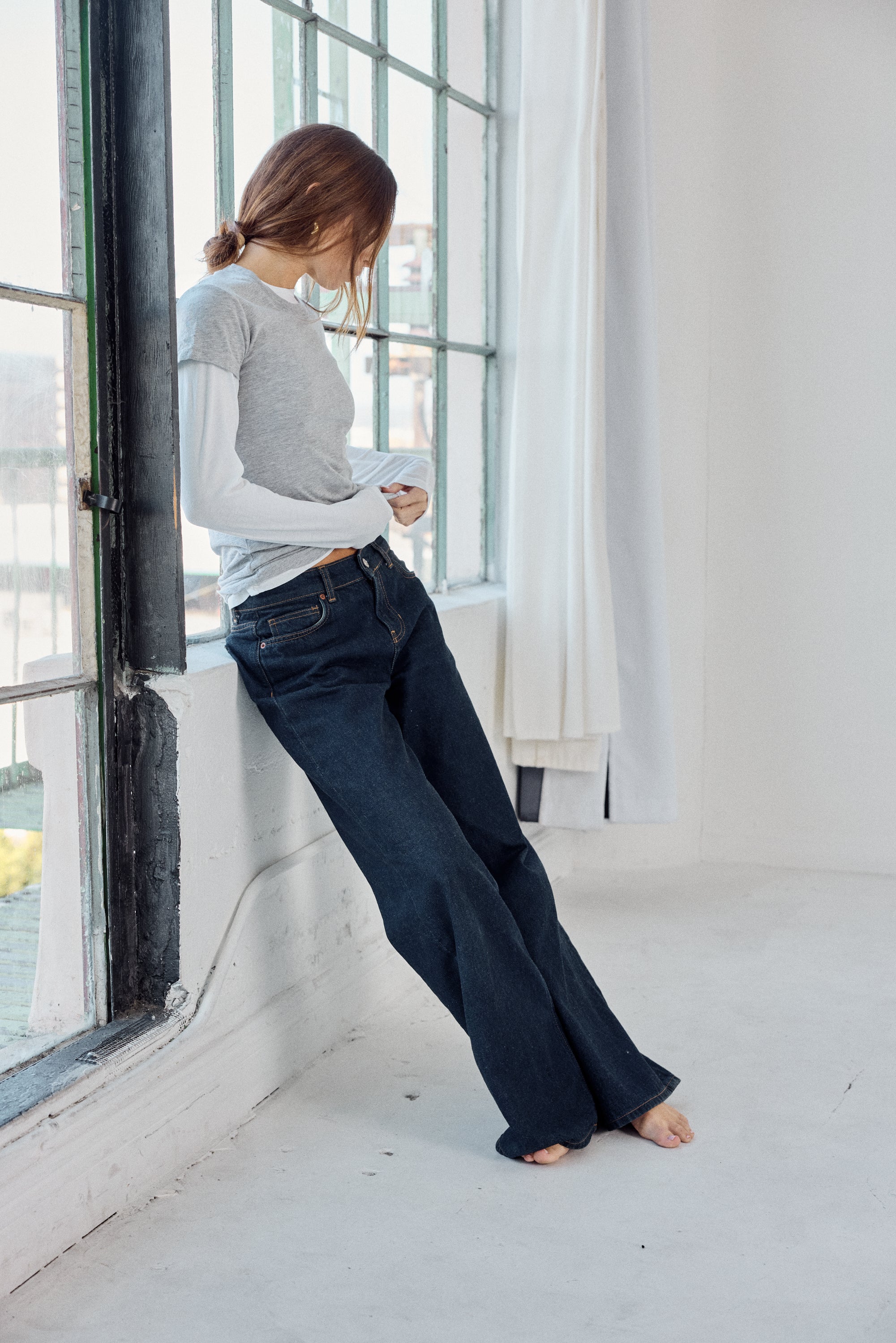 BASIC STANDARD LONG SLEEVE TEE