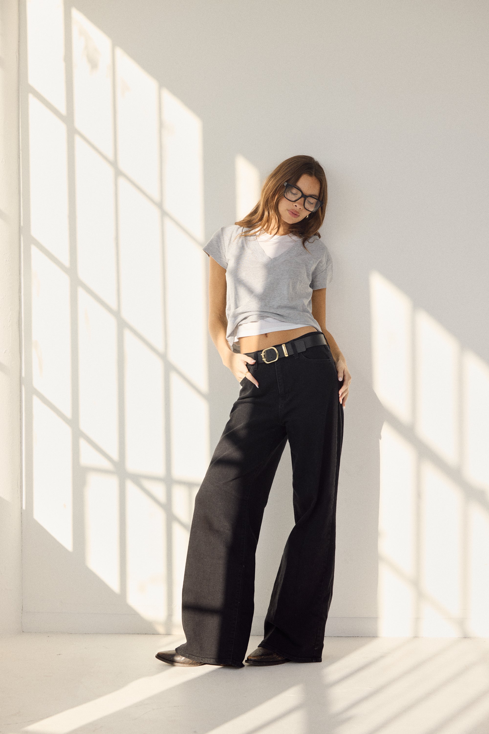 SURI DEEP V CAP SLEEVE TEE