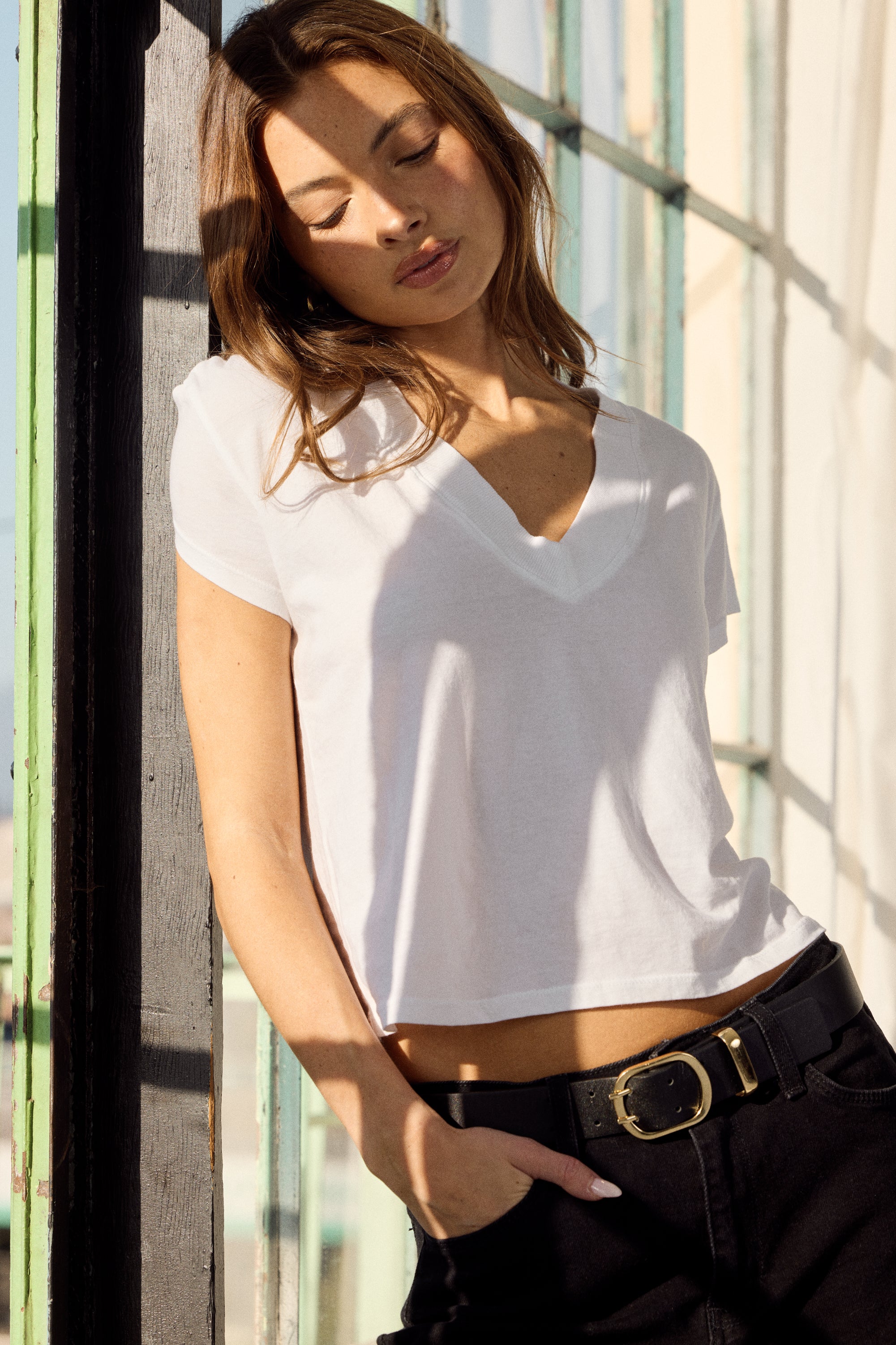SURI DEEP V CAP SLEEVE TEE
