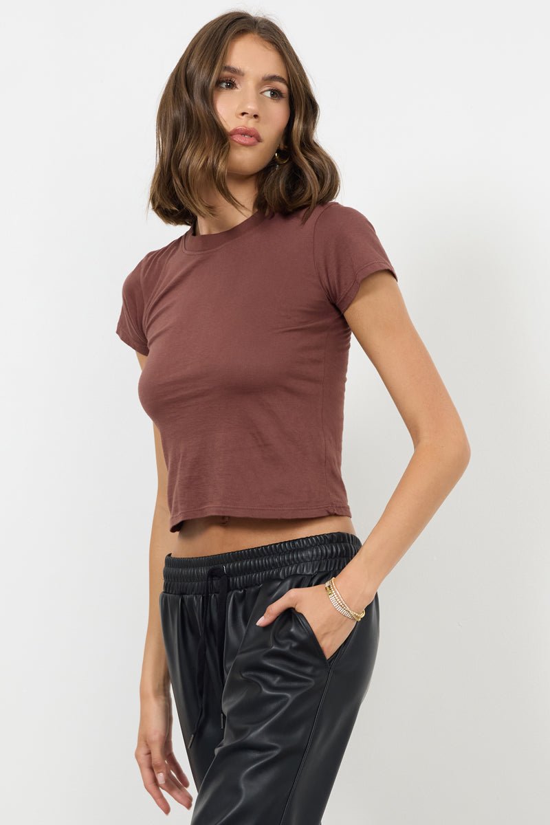 BASIC CROP TEE