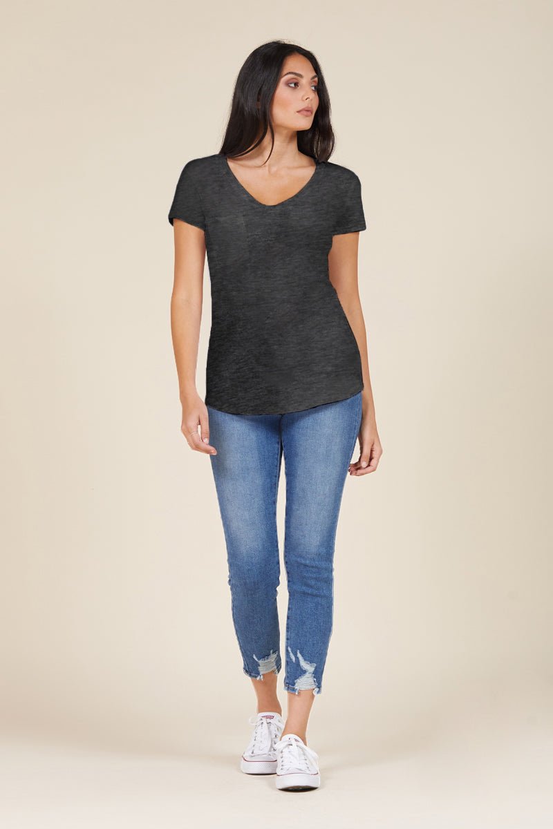 V NECK POCKET TEE