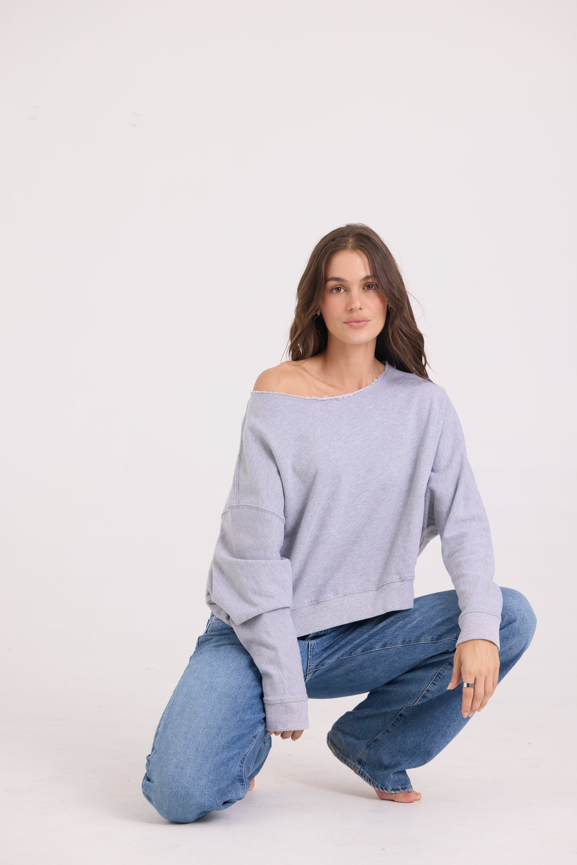 MAGGIE OFF SHOULDER PULLOVER