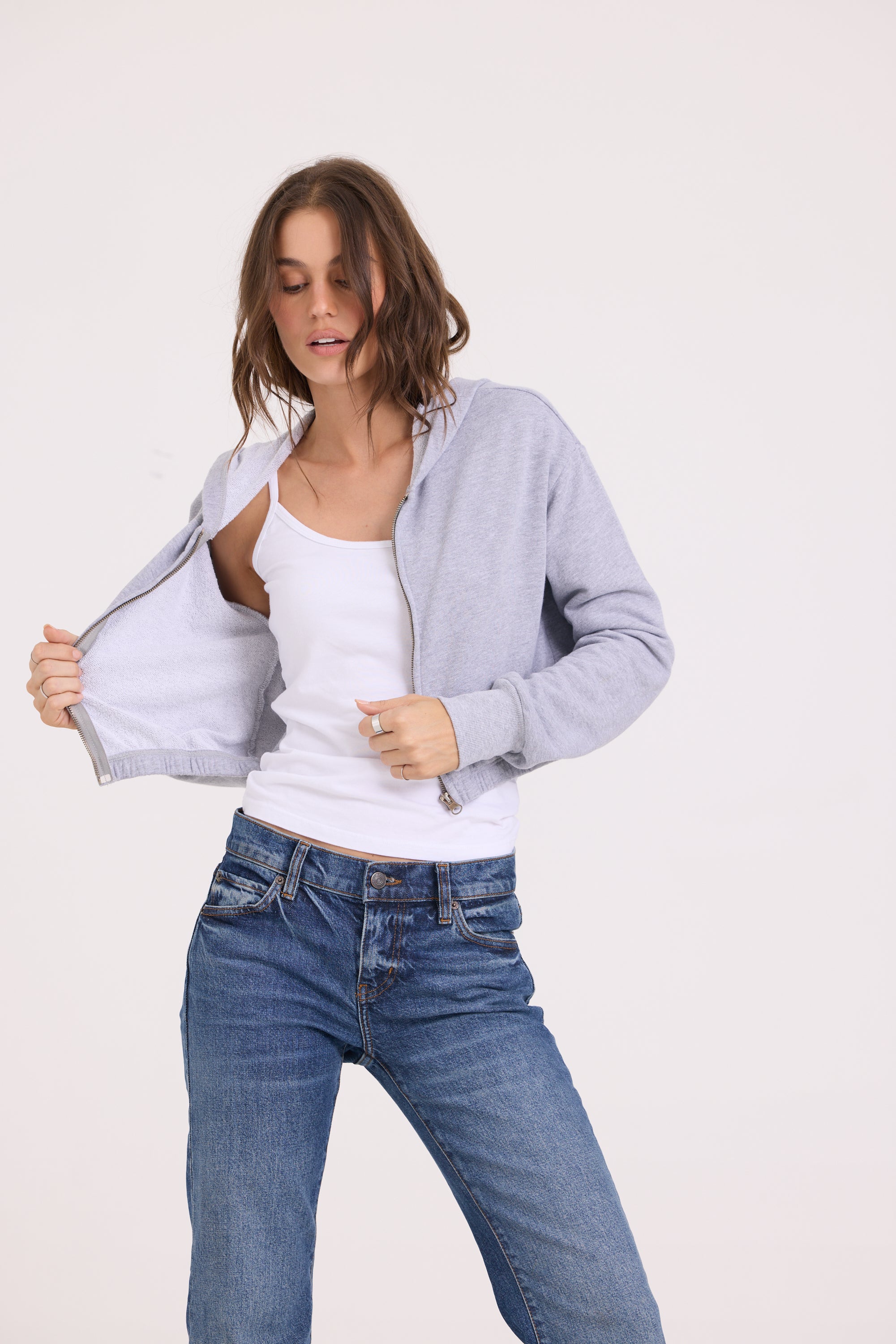 ZIP UP CROP HOODIE