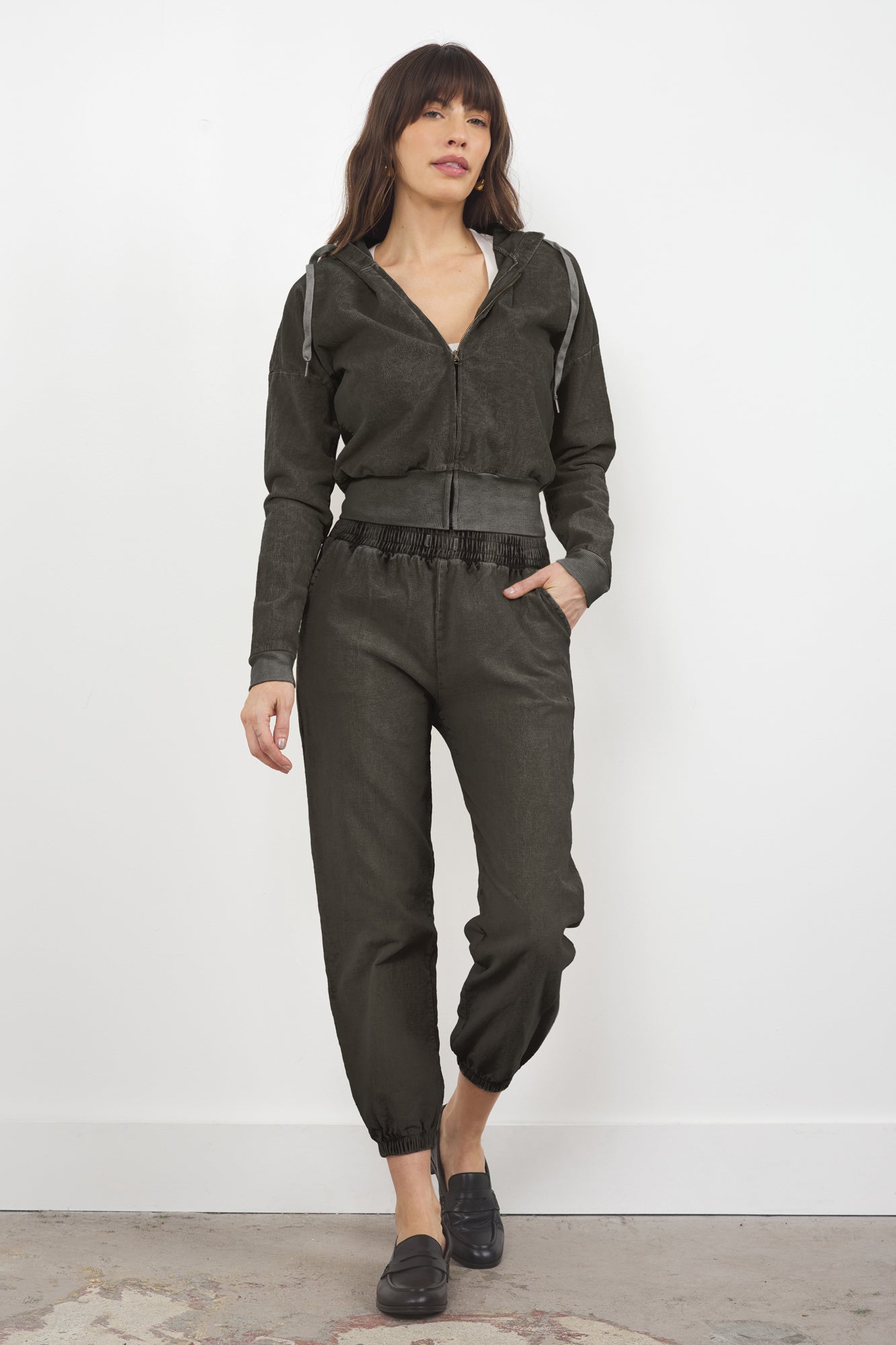 EVERETT CORDUROY JOGGER