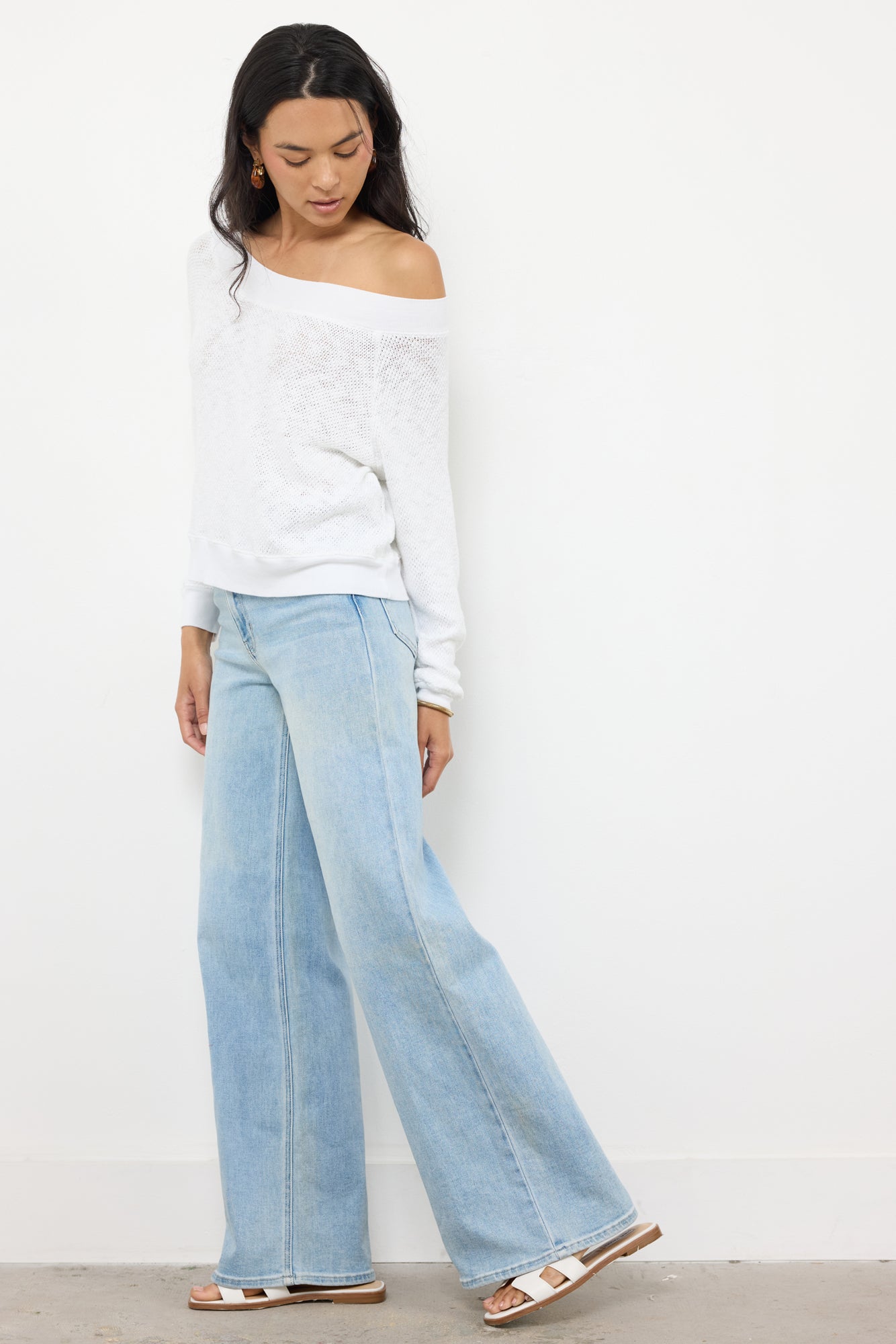 CAROL OFF SHOULDER PULLOVER