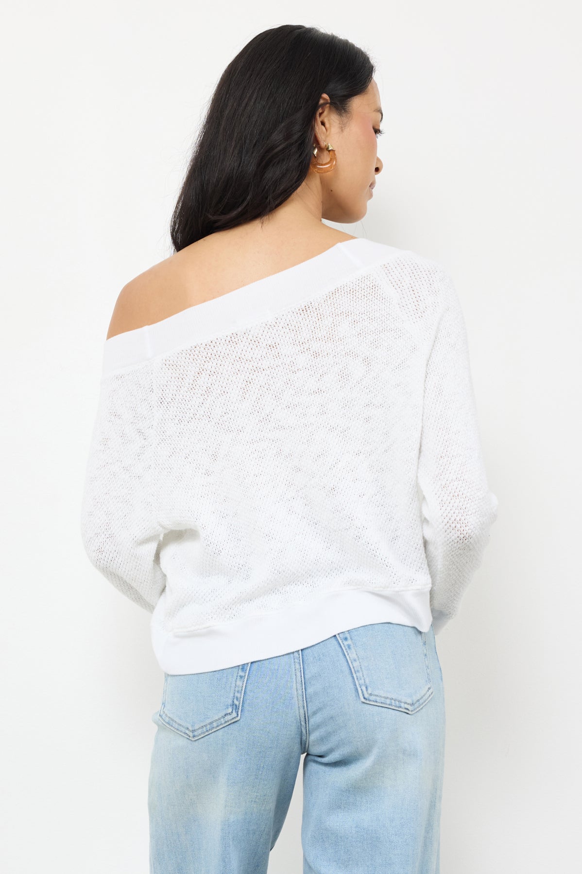CAROL OFF SHOULDER PULLOVER