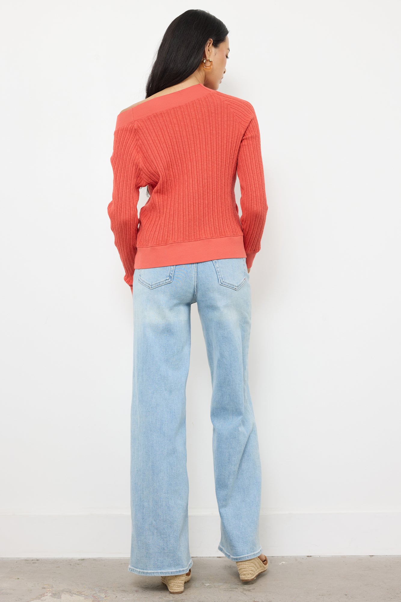 CAROL OFF SHOULDER VARIEGATED STRIPE PULLOVER