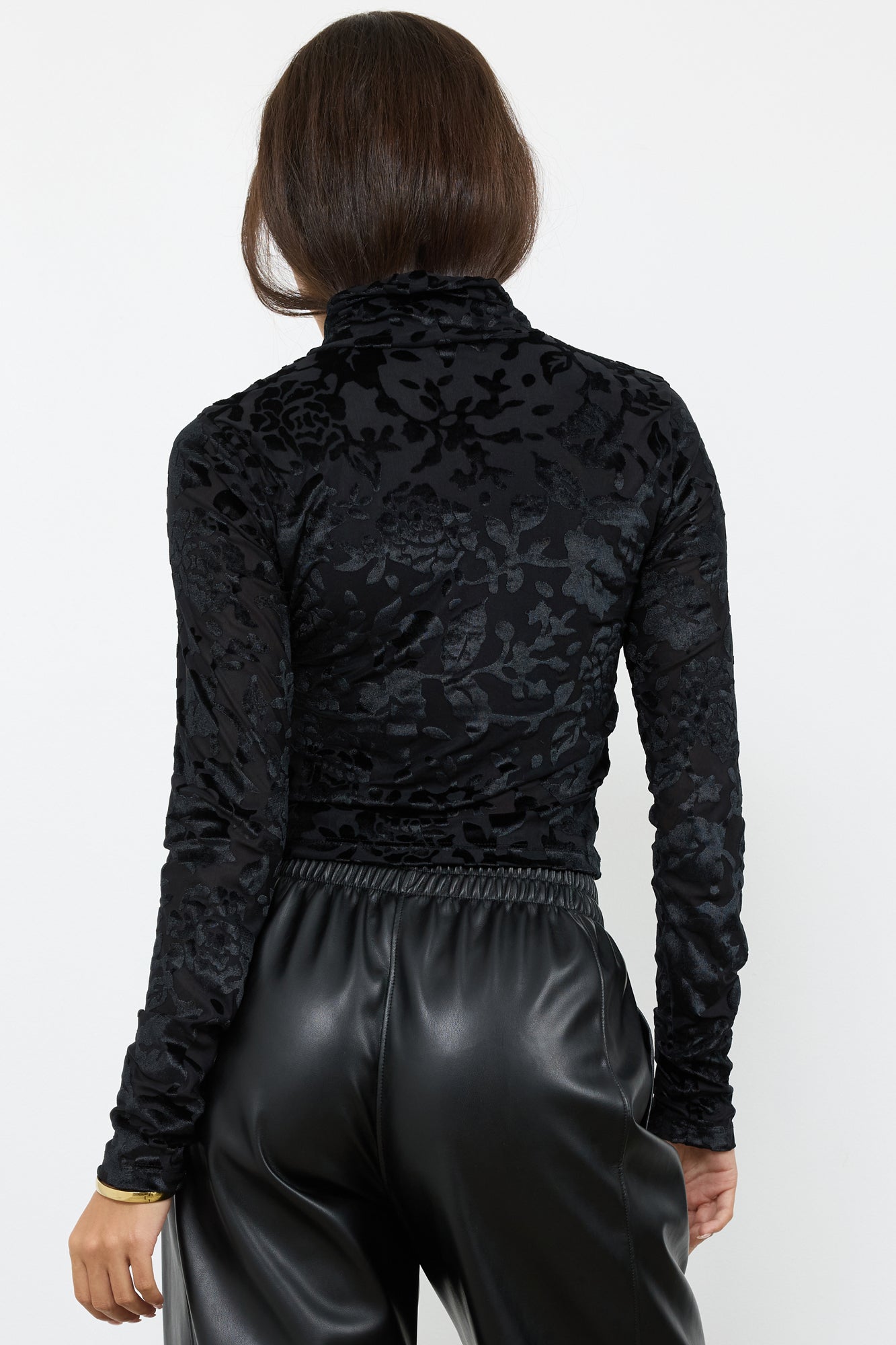 KEITH BURNOUT VELVET TURTLE NECK