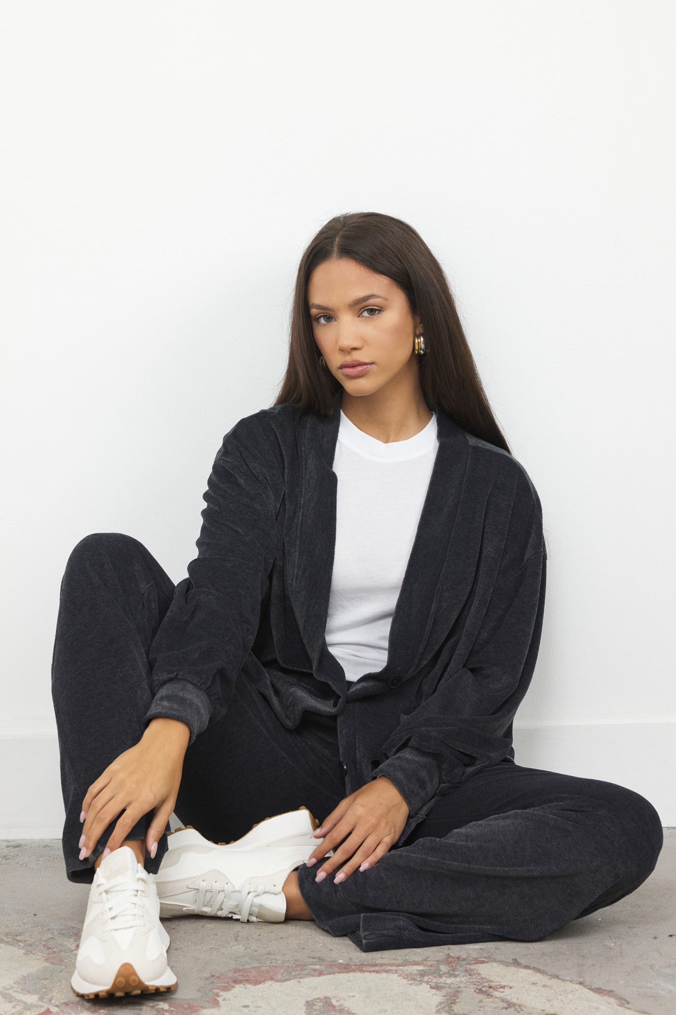 WEEKENDER VELOUR CARDI