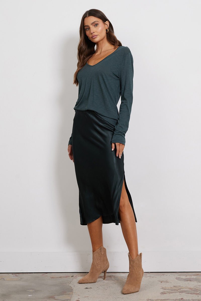 DORIT SILKY SLIP SKIRT