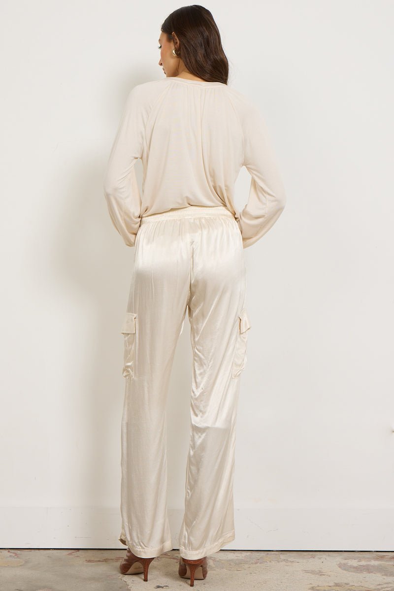 WIDE SILKY CARGO LONG PANT