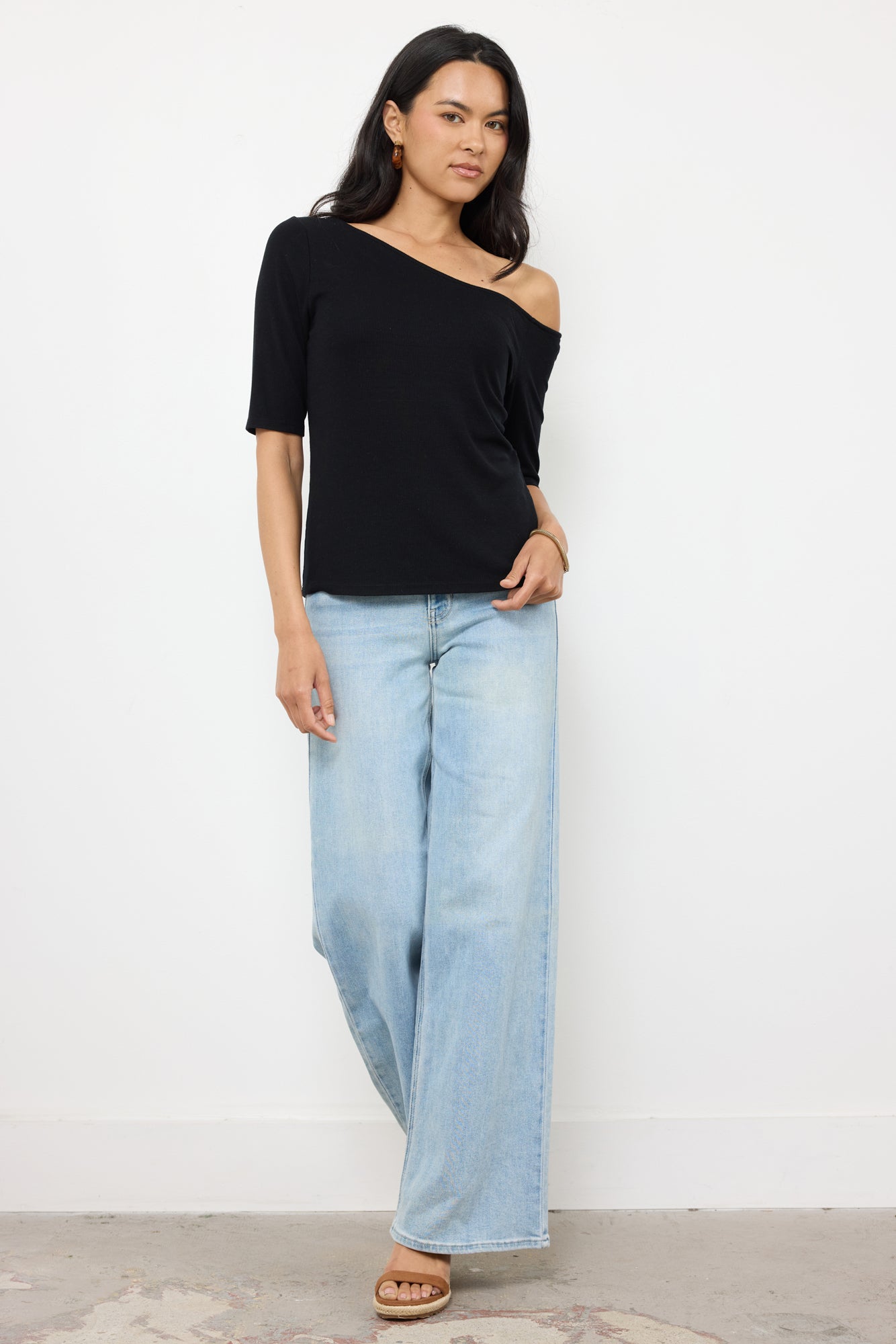 MIRA OFF SHOULDER TOP