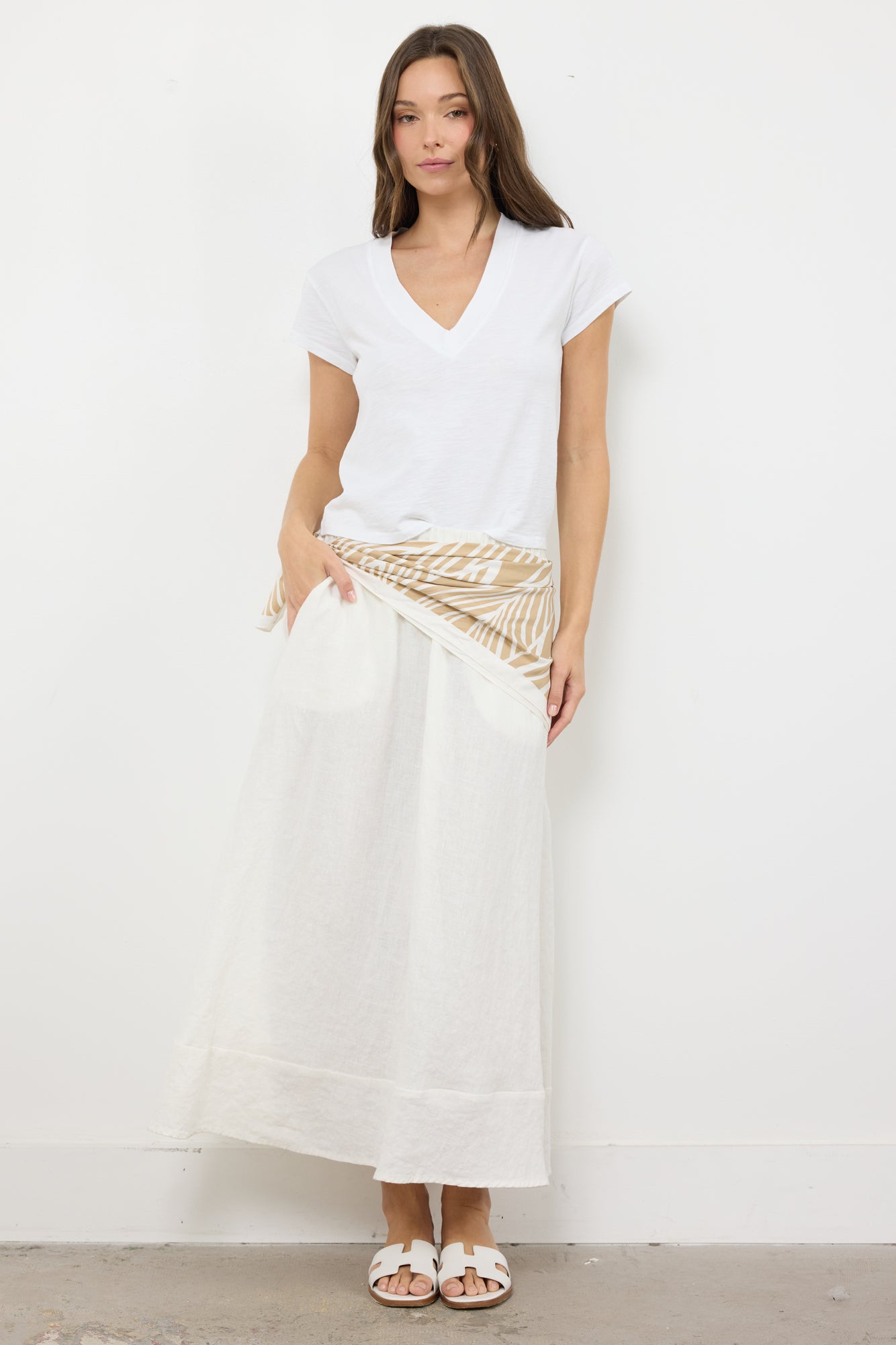 SURI DEEP “V” HEAVY SLUB TEE
