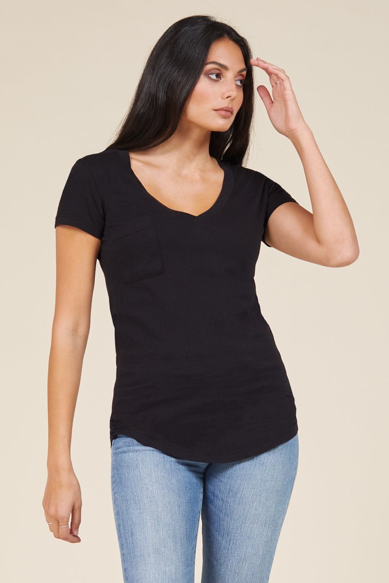 cotton v neck tee with front pockets for women