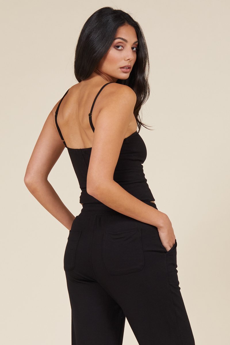 black stretch tank with adjustable straps